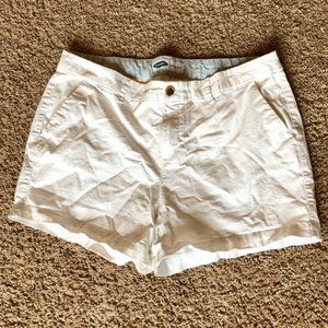 Mid-Rise Everyday Short